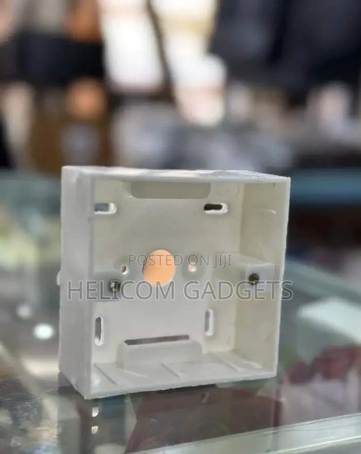Wall Case Single