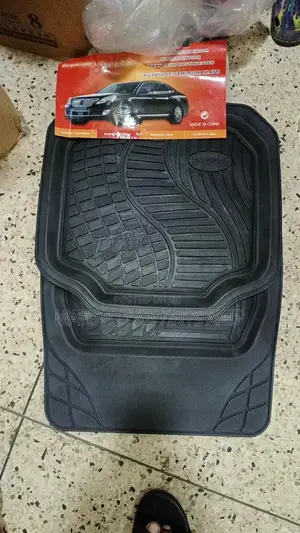 Matovu Car Floor Carpets and Dashboard Woolen Mats
