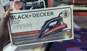 Black +  Decor Steam Iron