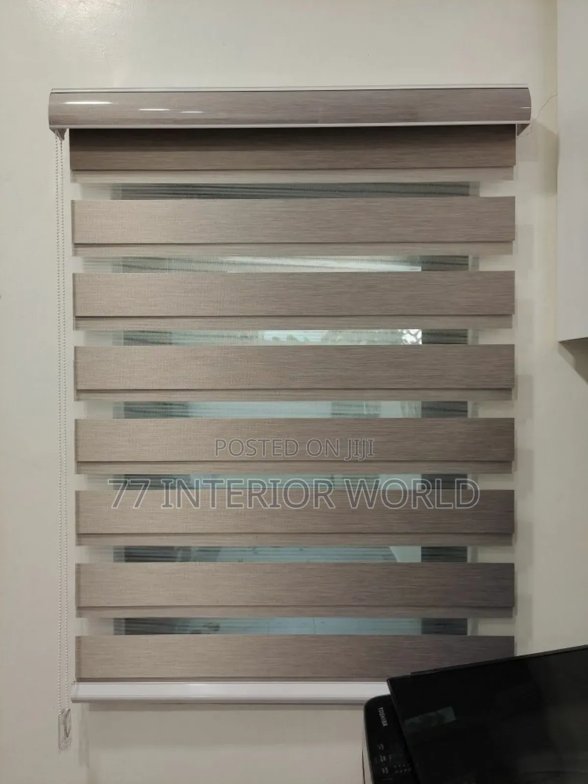 Modern Executive Roller Blinds for Office