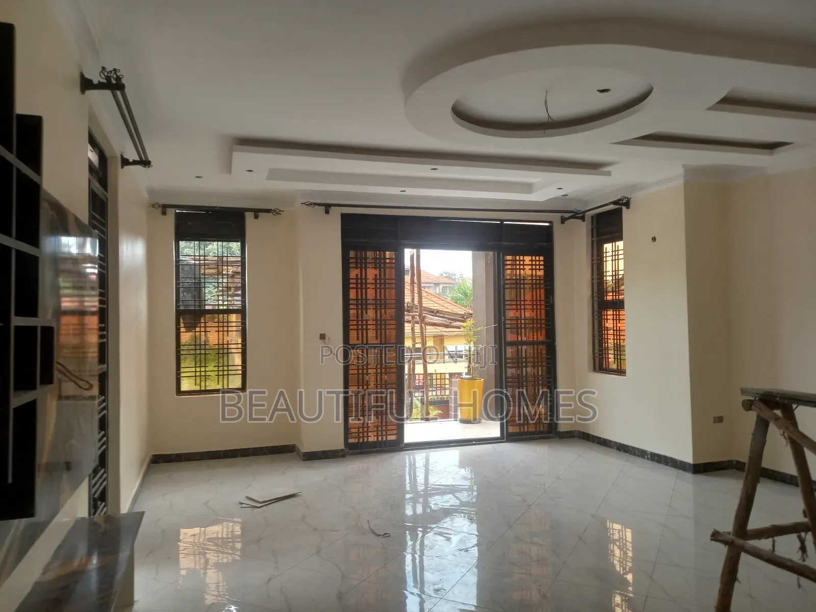 Furnished 5bdrm Duplex in Kira, Central Division for sale