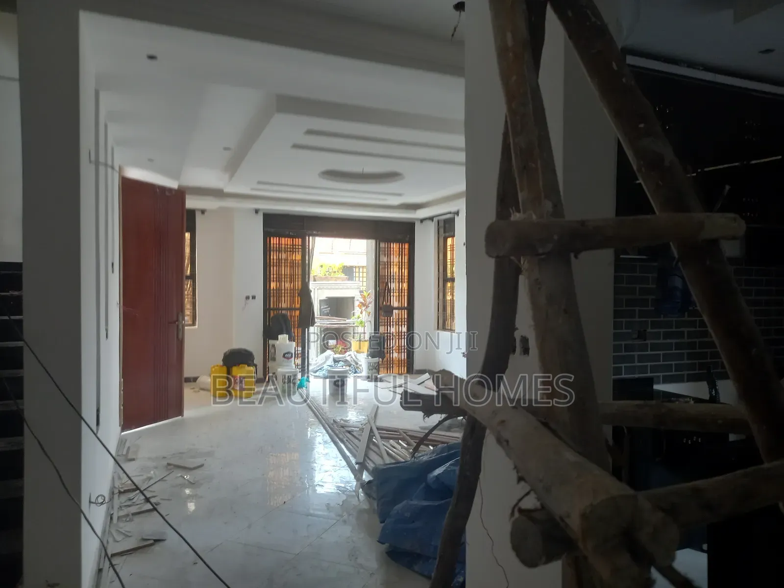 Furnished 5bdrm Duplex in Kira, Central Division for sale