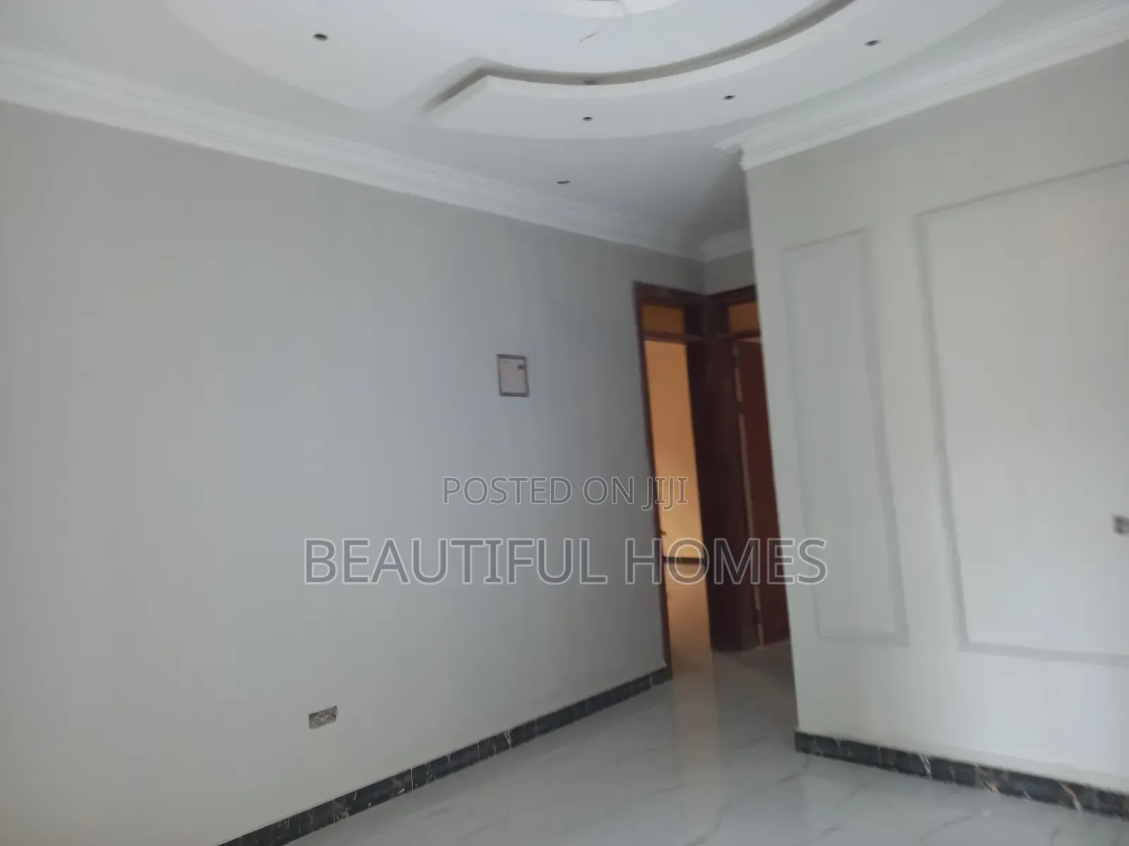 Furnished 5bdrm Duplex in Kira, Central Division for sale