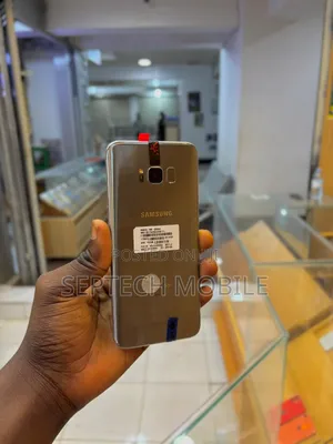 New Samsung Galaxy S8 Plus 128 GB Silver