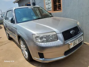 Photo - Subaru Forester 2006 Silver
