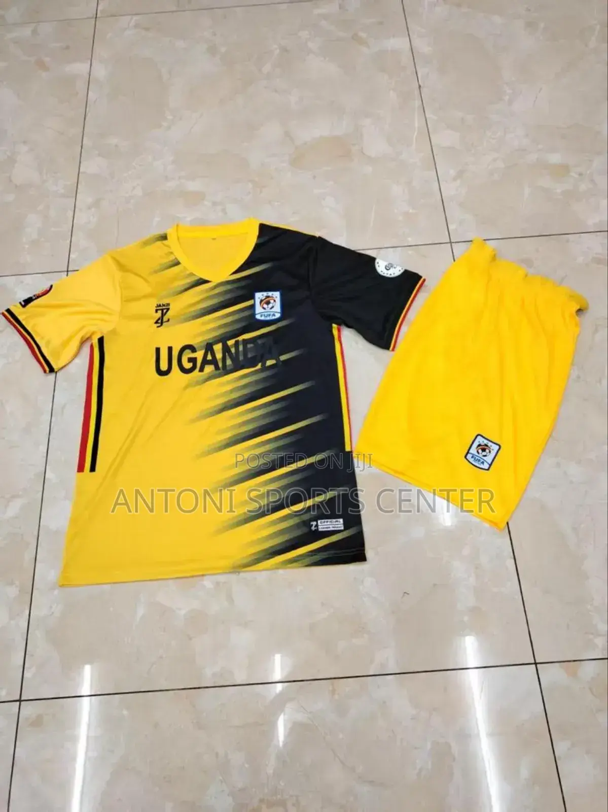 Uganda Crans Yellow Color