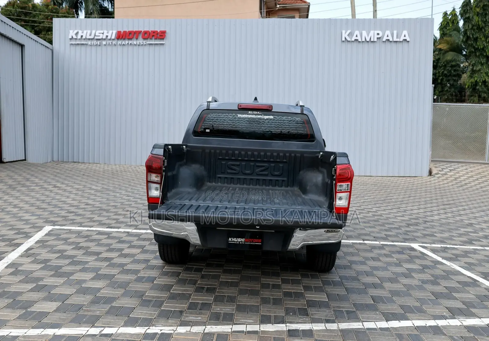 Isuzu D-MAX 2015 Gray