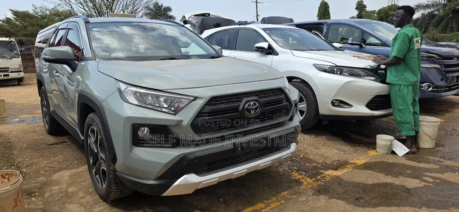 Toyota RAV4 2020 Green