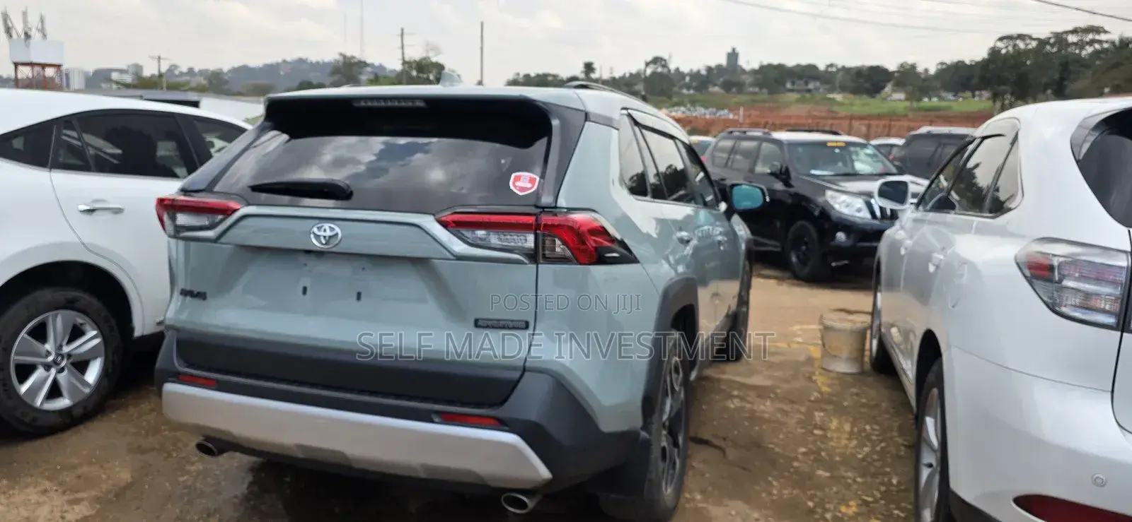 Toyota RAV4 2020 Green