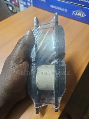 Benz Brakes Both Infront and Bahaind