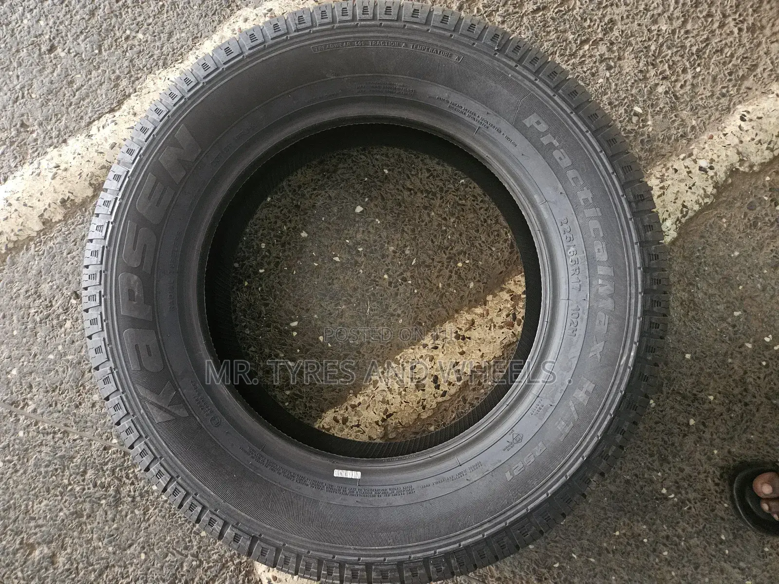 225 65 R17 Kapsin Practical Max High Way Tires.