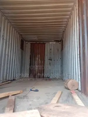 20ft Container Available For