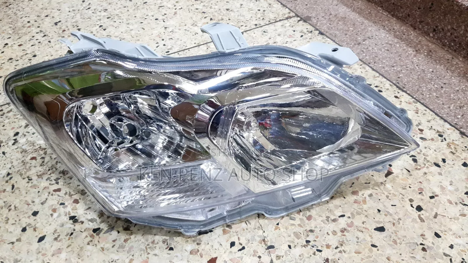 Headlamps Premio 2008- 2009