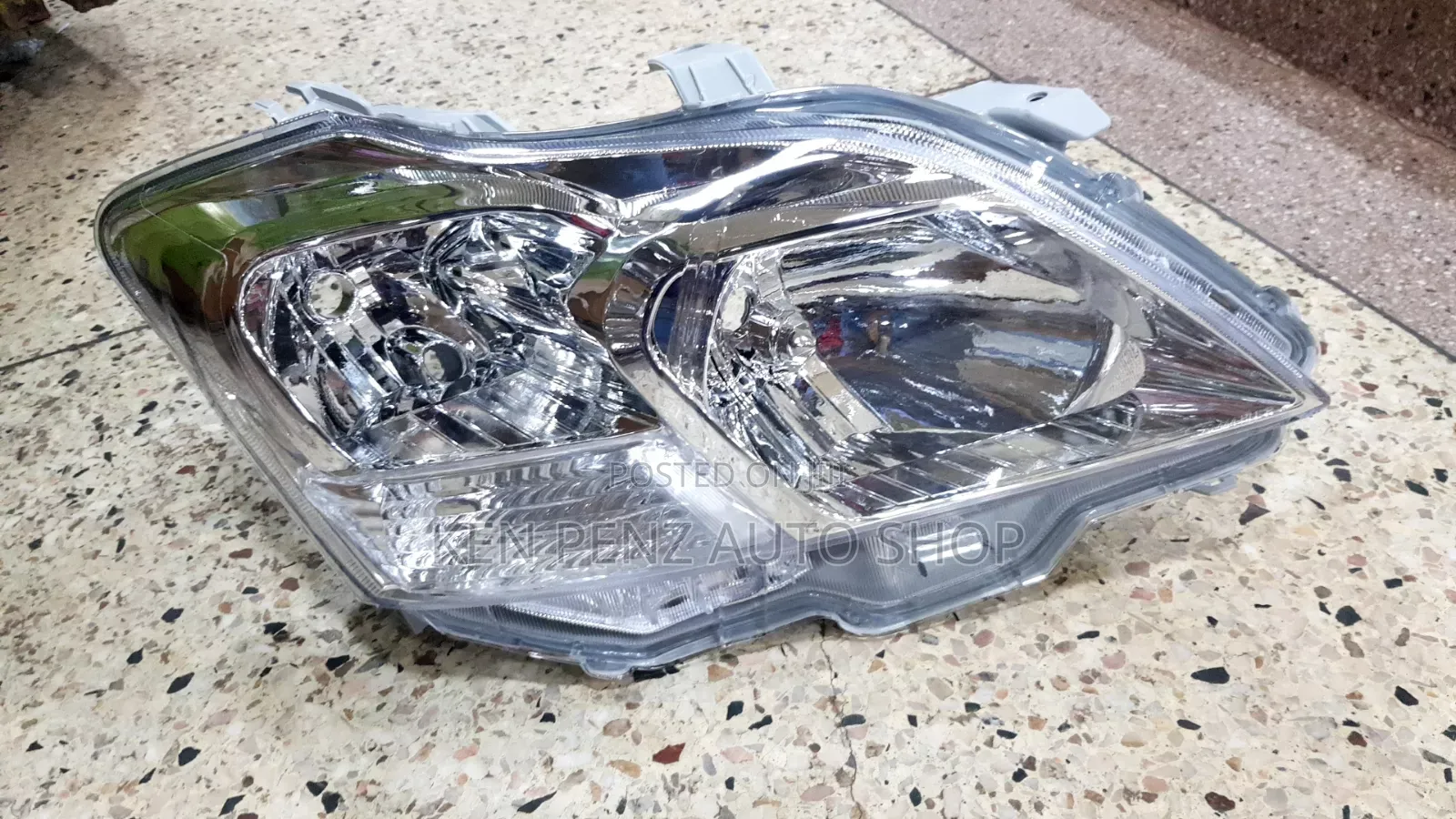 Headlamps Premio 2008- 2009
