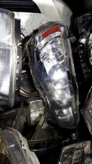 Mitsubishi Outlander 2011 - 2013 Headlamp
