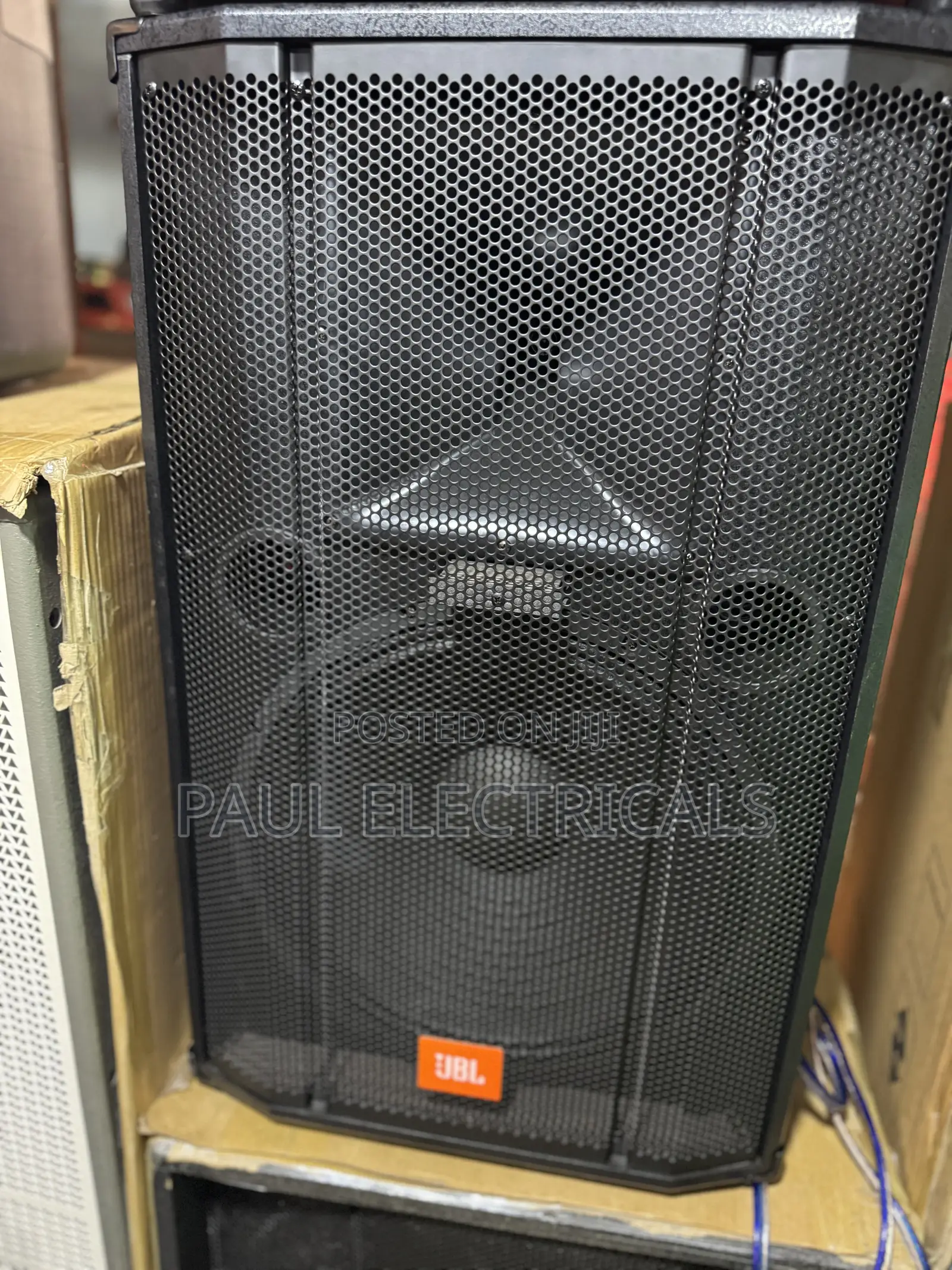 JBL Top Speakers Mid Range 15”
