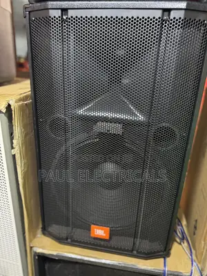 JBL Top Speakers Mid Range 15”