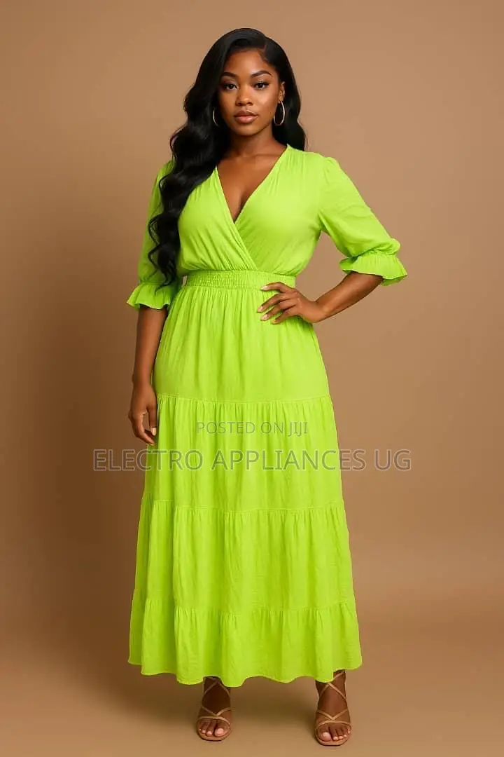 Belle Plus Size Solid v-Neck Short Sleeve Elegant Dress