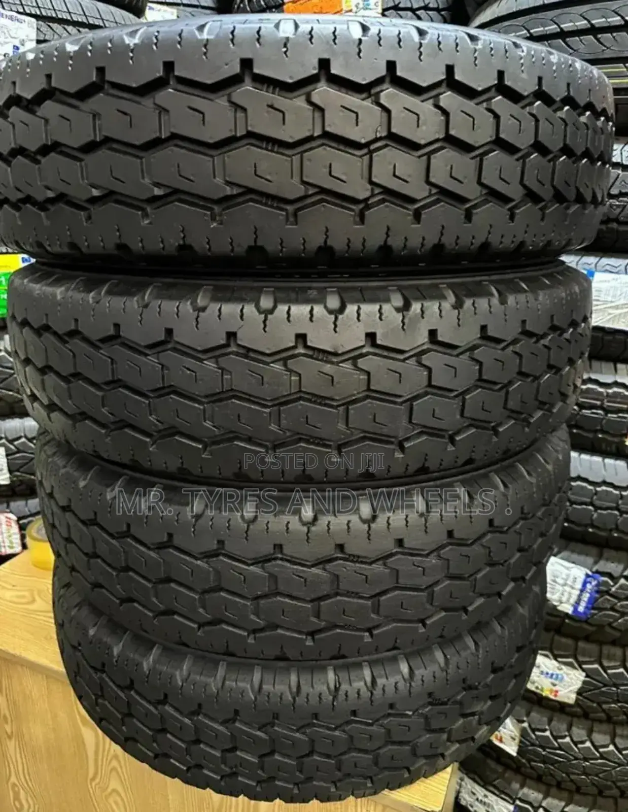 195 R15 MRF Used Only 4days Still New Tires Just Order.