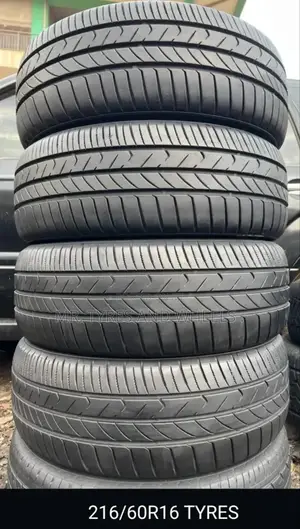 215 60 R16 Toyo Just Imported Tires U Can See for Ur Self.