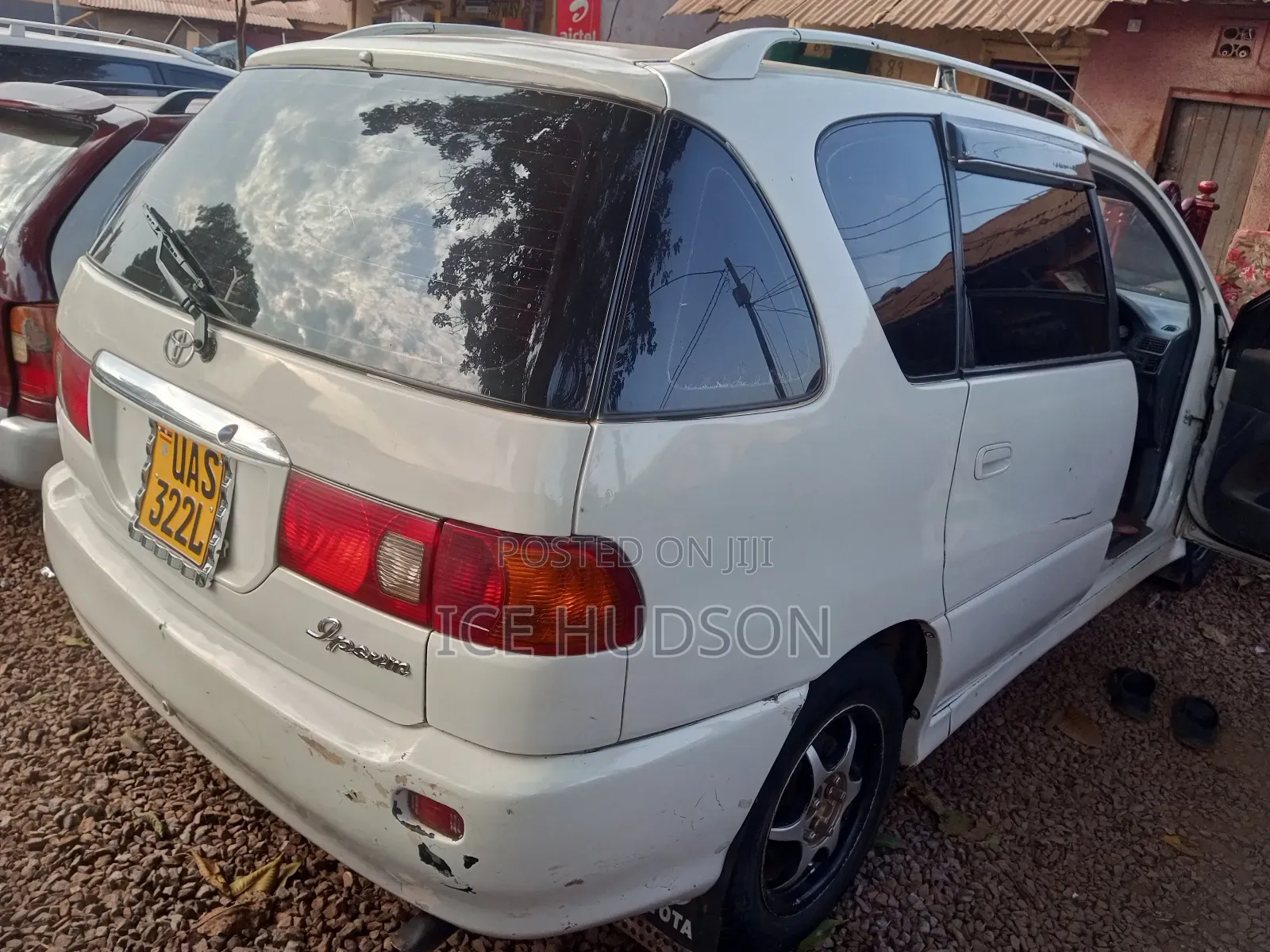 Toyota Ipsum 2000 White