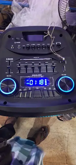 Cortina Speaker