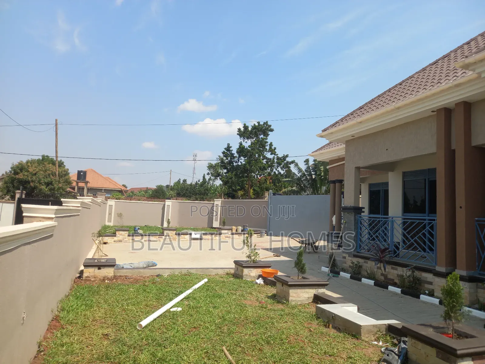 Furnished 4bdrm House in Kira for sale
