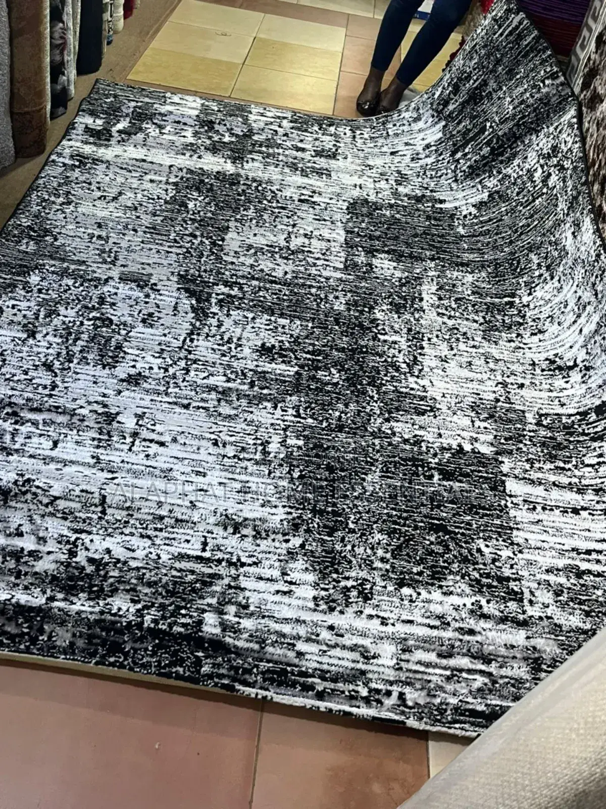Modern Abstract Rug/Carpet (Medium)