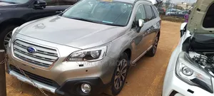 Subaru Outback 2.5i AWD 2016 Gold