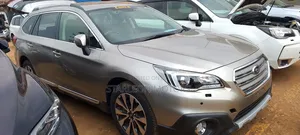 Subaru Outback 2.5i AWD 2016 Gold