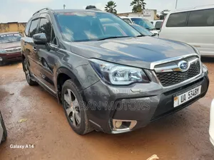 Photo - Subaru Forester 2013 Gray
