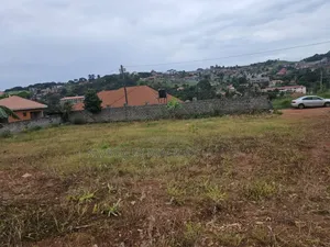 Photo - Entebbe Road, Bwebajja: 47 Decimals Plot For Sale At 300m