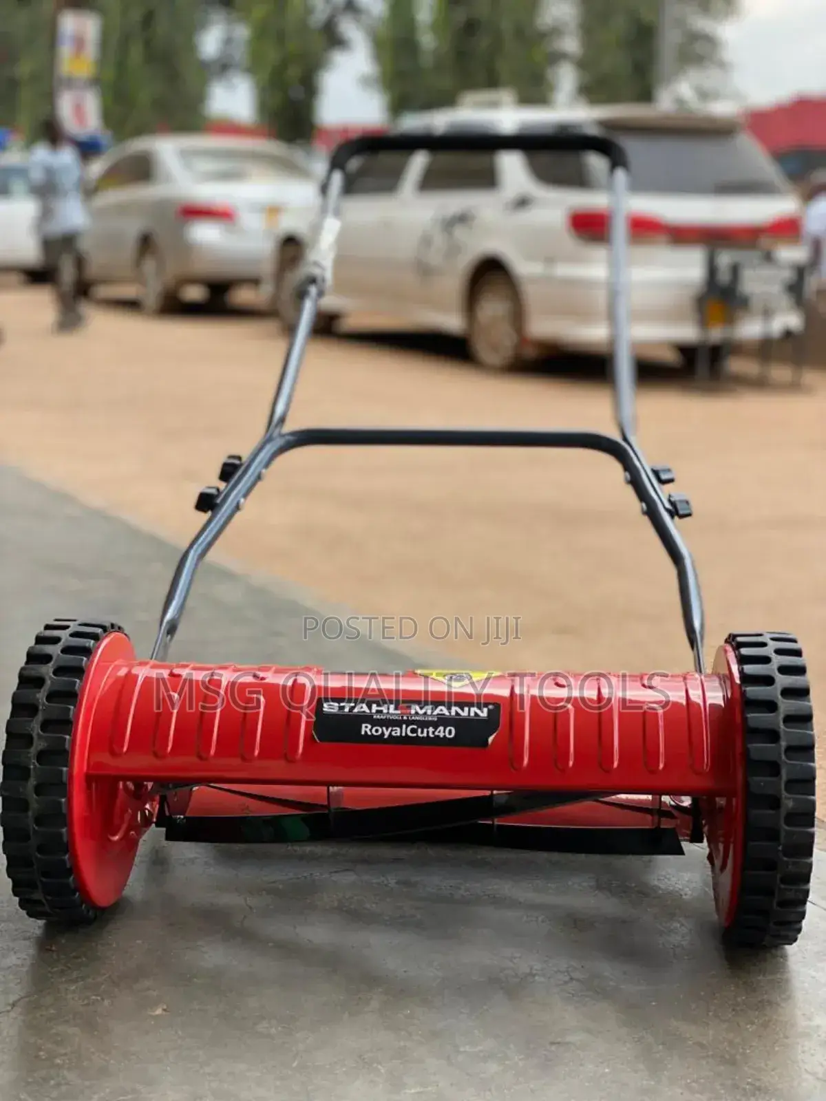 Manual Grass Cutter