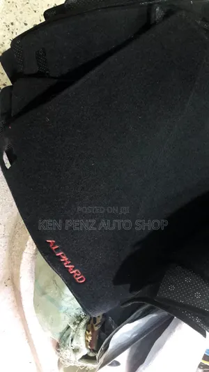Toyota Alphard Dashboard Cover