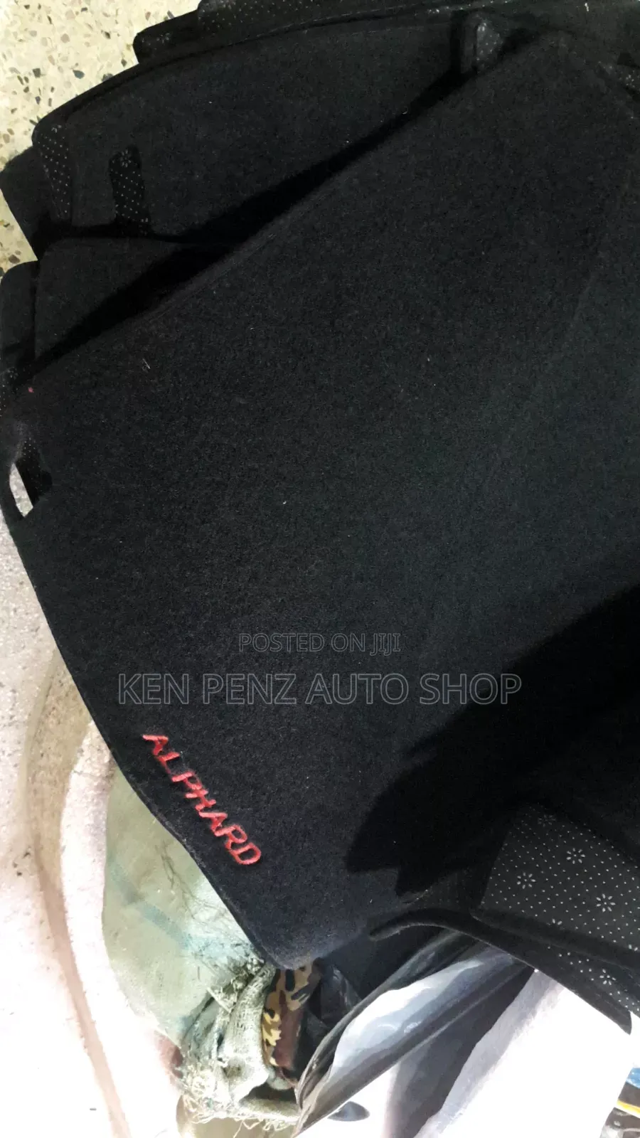Toyota Alphard Dashboard Cover