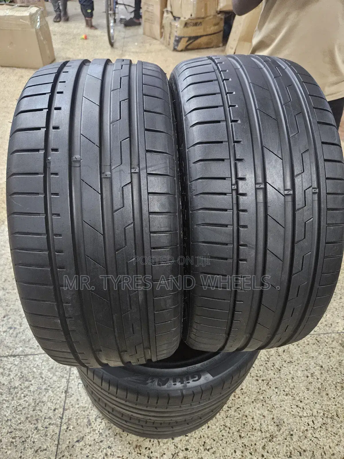 245 40 R18 Giti the Japan Brands