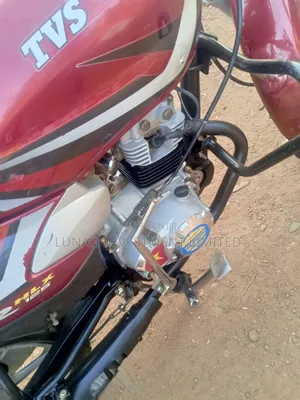 TVS HLX 125 2024 Red