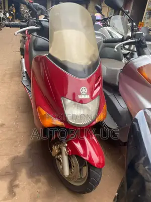 Yamaha Majesty 2019