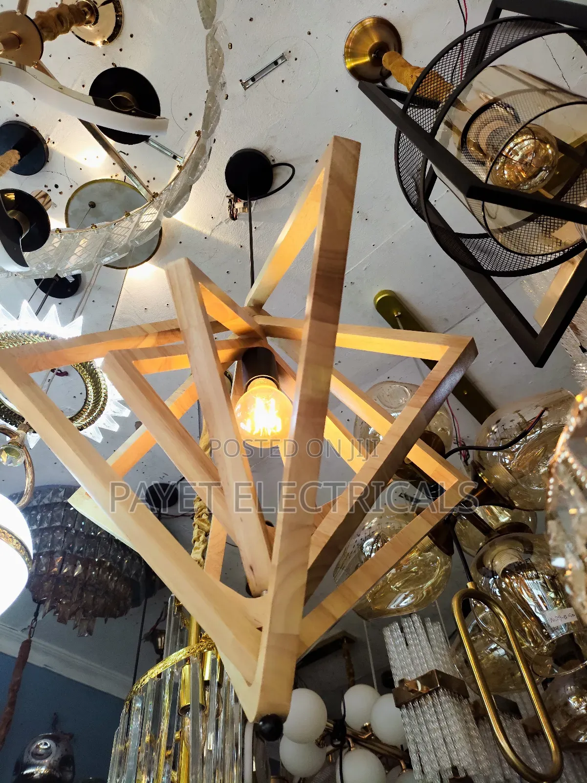 Exquisite Wood Furniture Pendant Light
