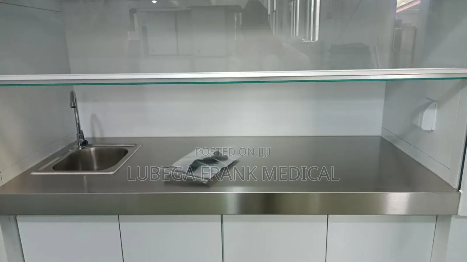 Laboratory Fume Hood
