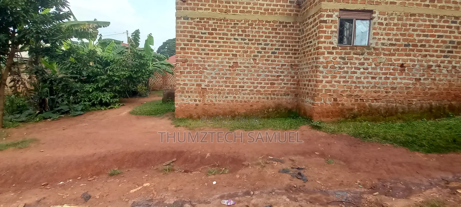 50x100ft Titled Plot at Katikamu