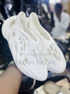 New White Adidas Yeezy Foam Runner Rubber Sandals