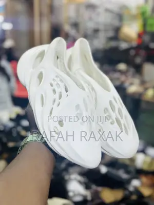 New White Adidas Yeezy Foam Runner Rubber Sandals