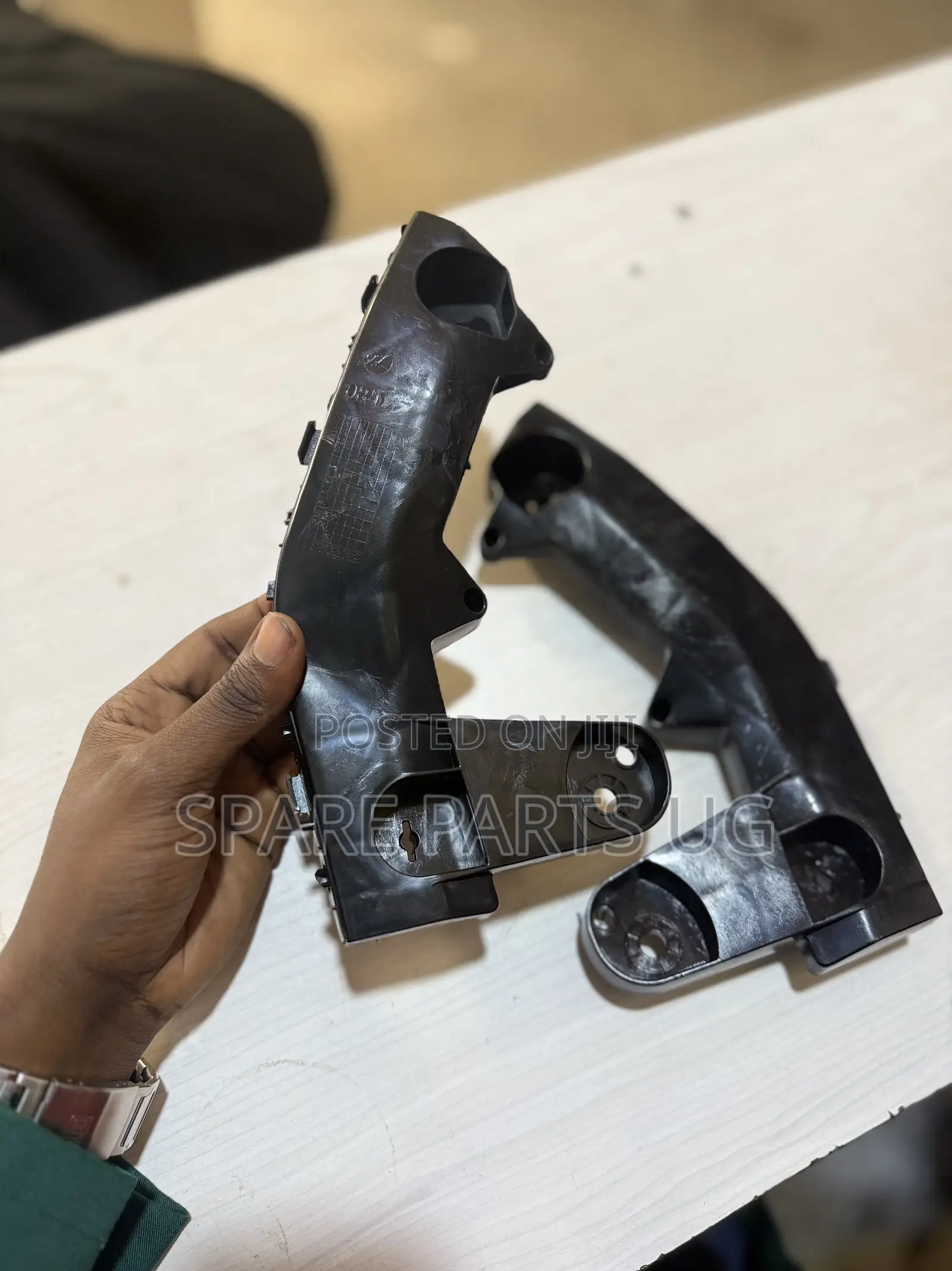 Isuzu Dmax  Bumper Lock