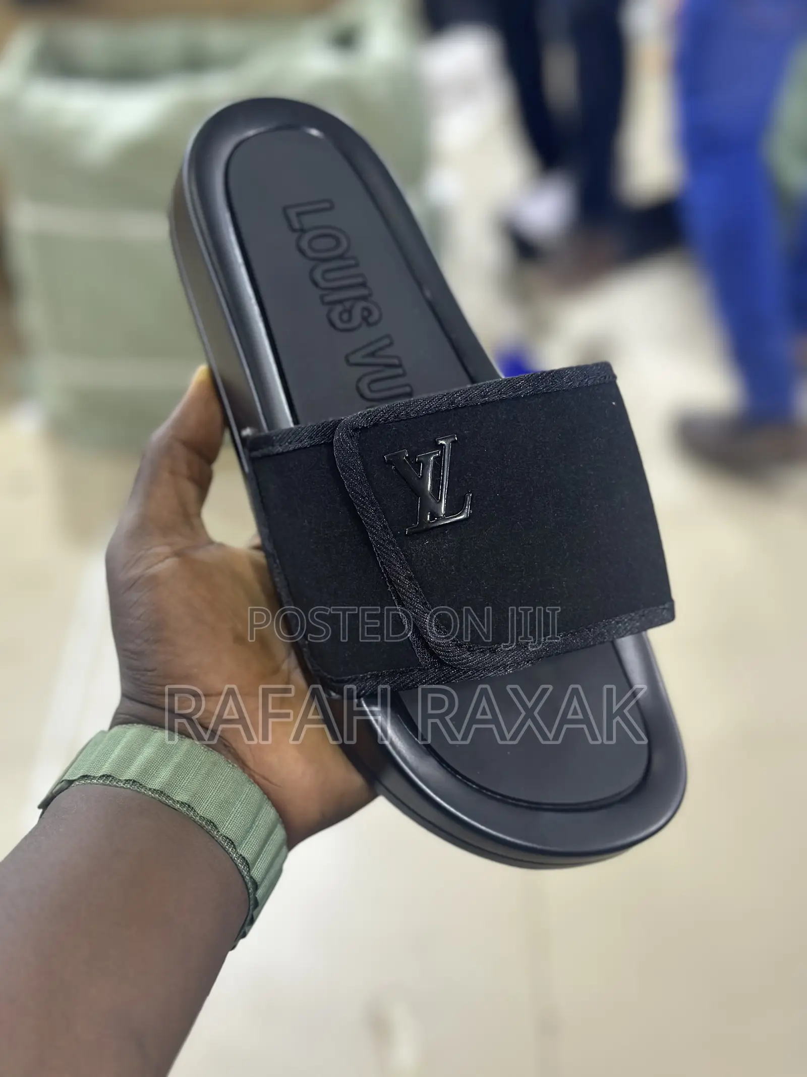 Men’S Black Louis Vuitton Push In Sandals