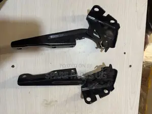 Isuzu Dmax 2012 - 2018 Bonnet Locks