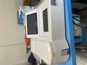 Semi Automated Chemistry Analyser