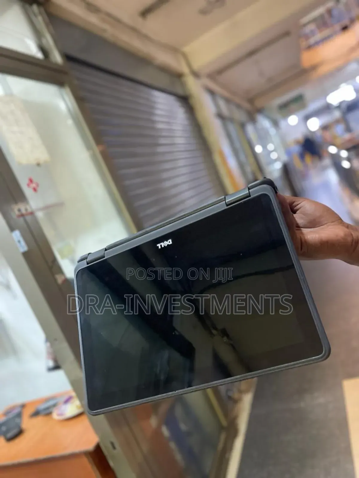 Laptop Dell Latitude 3189 4GB Intel Celeron SSD 128GB
