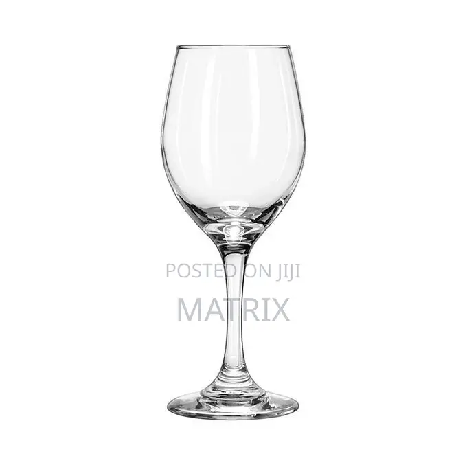 6 Pieces of Big Wine Glasses - Transparent