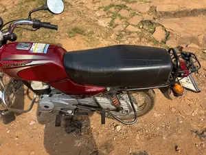 New Bajaj Boxer 2025 Red